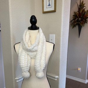 💟Posh Plush off white super soft cozy scarf